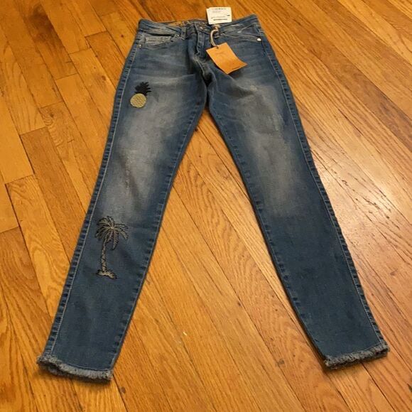 NWT Desigual Loane Jeans 24” - Picture 5 of 9